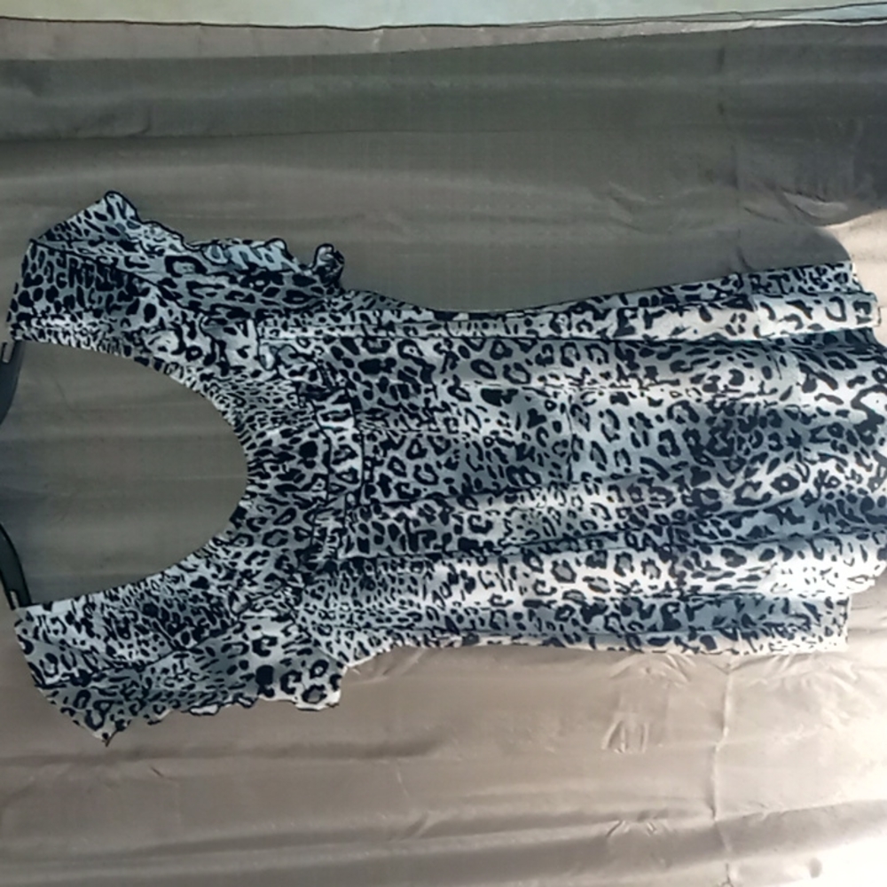 Milano Blouse XL, Ivanka trump M, Heart soul M